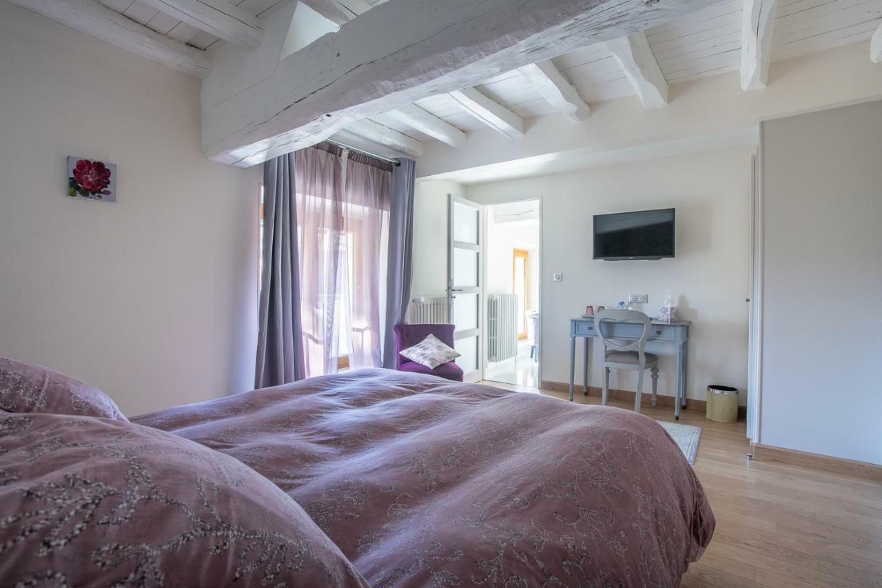 La Barbotiere Bed & Breakfast Chevannes  Exterior photo